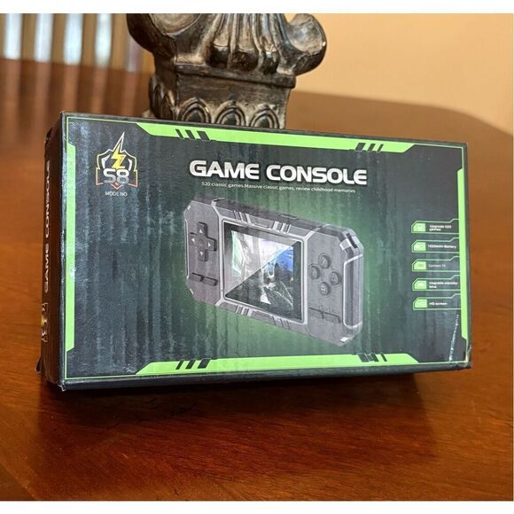 GENERIC - NWT Retro Portable Game Console/520 Classic Games/Multi-Player/TV Play - Picture 4 of 16